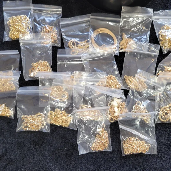 Nwot 21 Pcs Fashion Anklet - Picture 2 of 3